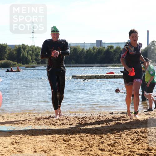 07.09.2025 - 19. Norderstedt Triathlon Luisa Fischer http://msf.ph/oto/8751821 07.09.2025 15:31:20 Schwimmen 531, 542, 926 meine-sportfotos.de