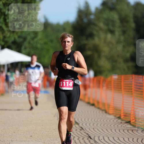 07.09.2025 - 19. Norderstedt Triathlon Michael Strokosch http://msf.ph/oto/8751833 07.09.2025 10:35:08 Laufen 1114 meine-sportfotos.de