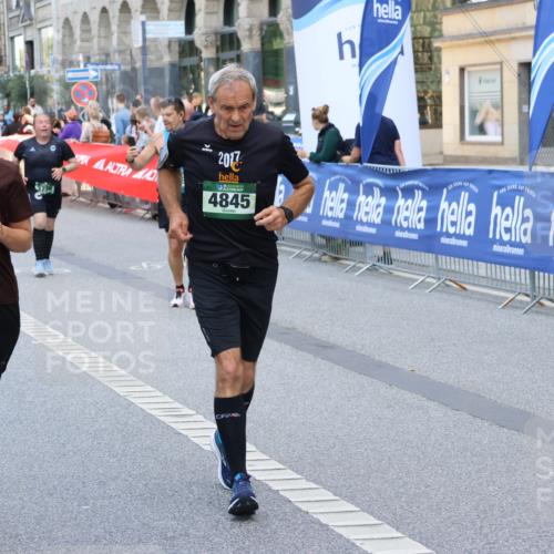 07.09.2025 - BARMER Alsterlauf Strokosch-Dieckow http://msf.ph/oto/8751836 07.09.2025 10:15:07 Ziel 2132, 2674, 2698, 2705, 2936, 3243, 3548, 3703, 3885, 3886, 4024, 4442, 4443, 4756, 4757, 5952, 6047, 6194, 6263, 6266, 6267, 6273, 8482 meine-sportfotos.de