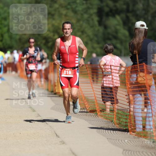 07.09.2025 - 19. Norderstedt Triathlon Michael Strokosch http://msf.ph/oto/8751860 07.09.2025 12:45:38 Laufen 184, 267, 816, 1386, 1397 meine-sportfotos.de