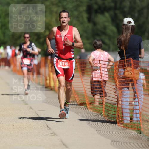 07.09.2025 - 19. Norderstedt Triathlon Michael Strokosch http://msf.ph/oto/8751876 07.09.2025 12:45:38 Laufen 184, 267, 816, 1386, 1397 meine-sportfotos.de