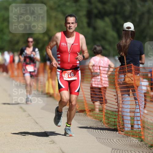 07.09.2025 - 19. Norderstedt Triathlon Michael Strokosch http://msf.ph/oto/8751898 07.09.2025 12:45:39 Laufen 184, 267, 816, 1386, 1397 meine-sportfotos.de