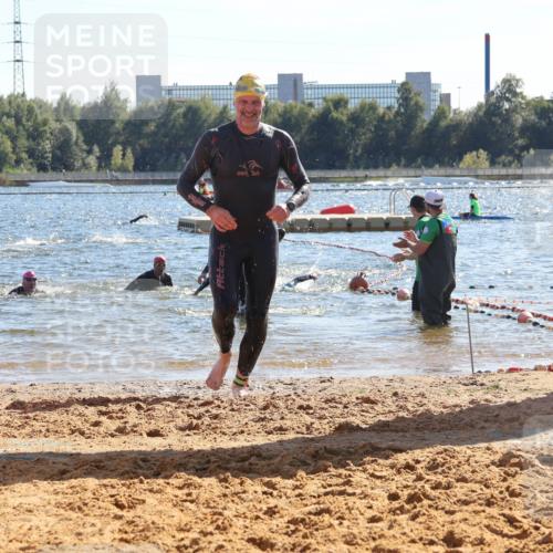 07.09.2025 - 19. Norderstedt Triathlon Luisa Fischer http://msf.ph/oto/8751906 07.09.2025 15:31:57 Schwimmen 532 meine-sportfotos.de