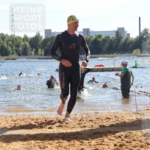 07.09.2025 - 19. Norderstedt Triathlon Luisa Fischer http://msf.ph/oto/8751911 07.09.2025 15:31:57 Schwimmen 532 meine-sportfotos.de