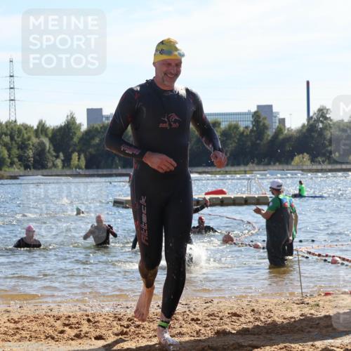 07.09.2025 - 19. Norderstedt Triathlon Luisa Fischer http://msf.ph/oto/8751918 07.09.2025 15:31:58 Schwimmen 485, 532 meine-sportfotos.de