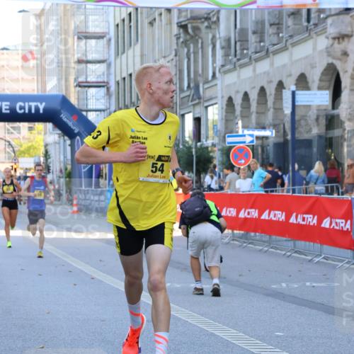 07.09.2025 - BARMER Alsterlauf Strokosch-Dieckow http://msf.ph/oto/8751924 07.09.2025 11:06:45 Ziel  meine-sportfotos.de