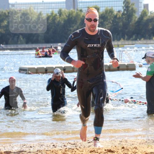 07.09.2025 - 19. Norderstedt Triathlon Luisa Fischer http://msf.ph/oto/8751930 07.09.2025 15:32:01 Schwimmen 485, 532 meine-sportfotos.de