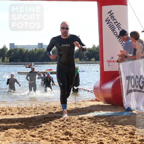 07.09.2025 - 19. Norderstedt Triathlon Luisa Fischer http://msf.ph/oto/8751948 07.09.2025 15:32:03 Schwimmen 485, 518, 532, 552, 1071 meine-sportfotos.de