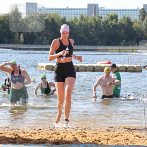 07.09.2025 - 19. Norderstedt Triathlon Luisa Fischer http://msf.ph/oto/8751953 07.09.2025 11:20:42 Schwimmen 140, 731, 845, 1372 meine-sportfotos.de