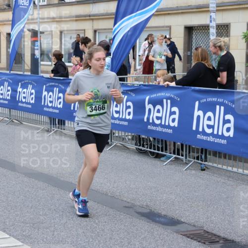 07.09.2025 - BARMER Alsterlauf Strokosch-Dieckow http://msf.ph/oto/8751965 07.09.2025 10:15:06 Ziel 2132, 2674, 2698, 2705, 2936, 3243, 3548, 3703, 3885, 3886, 4024, 4442, 4443, 4756, 4757, 5952, 6047, 6194, 6263, 6266, 6267, 6273, 8482 meine-sportfotos.de