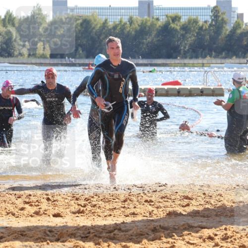 07.09.2025 - 19. Norderstedt Triathlon Luisa Fischer http://msf.ph/oto/8751966 07.09.2025 15:32:06 Schwimmen 485, 518, 532, 552, 1071 meine-sportfotos.de