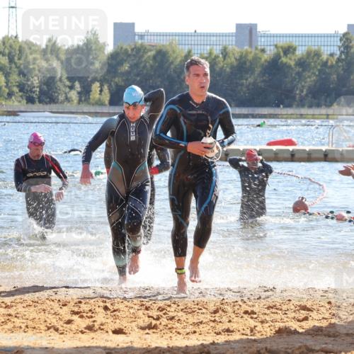 07.09.2025 - 19. Norderstedt Triathlon Luisa Fischer http://msf.ph/oto/8751973 07.09.2025 15:32:06 Schwimmen 485, 518, 532, 552, 1071 meine-sportfotos.de