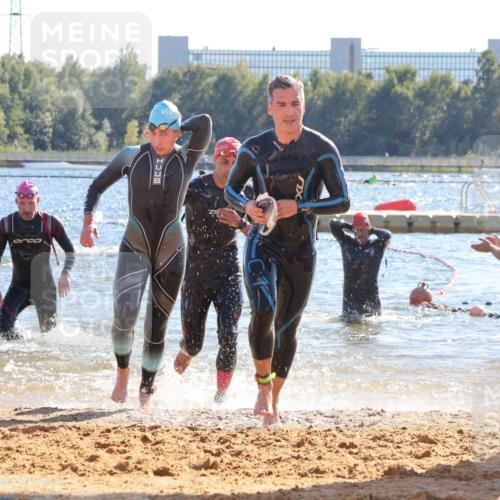 07.09.2025 - 19. Norderstedt Triathlon Luisa Fischer http://msf.ph/oto/8751977 07.09.2025 15:32:07 Schwimmen 485, 518, 532, 552, 1071 meine-sportfotos.de