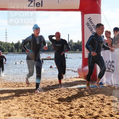 07.09.2025 - 19. Norderstedt Triathlon Luisa Fischer http://msf.ph/oto/8752003 07.09.2025 15:32:09 Schwimmen 483, 485, 518, 532, 552, 1071 meine-sportfotos.de