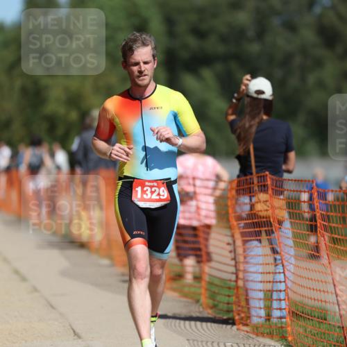 07.09.2025 - 19. Norderstedt Triathlon Michael Strokosch http://msf.ph/oto/8752020 07.09.2025 12:45:50 Laufen 226, 245, 1246, 1329, 1386 meine-sportfotos.de