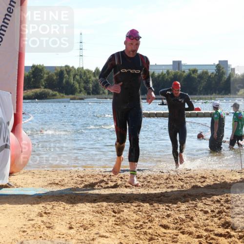 07.09.2025 - 19. Norderstedt Triathlon Luisa Fischer http://msf.ph/oto/8752030 07.09.2025 15:32:13 Schwimmen 483, 485, 518, 526, 552, 1071 meine-sportfotos.de