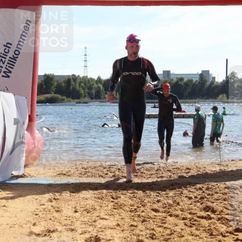 07.09.2025 - 19. Norderstedt Triathlon Luisa Fischer http://msf.ph/oto/8752033 07.09.2025 15:32:13 Schwimmen 483, 485, 518, 526, 552, 1071 meine-sportfotos.de