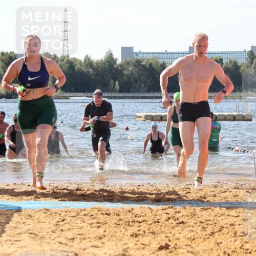 07.09.2025 - 19. Norderstedt Triathlon Luisa Fischer http://msf.ph/oto/8752036 07.09.2025 11:20:50 Schwimmen 138, 140, 719, 720, 729 meine-sportfotos.de