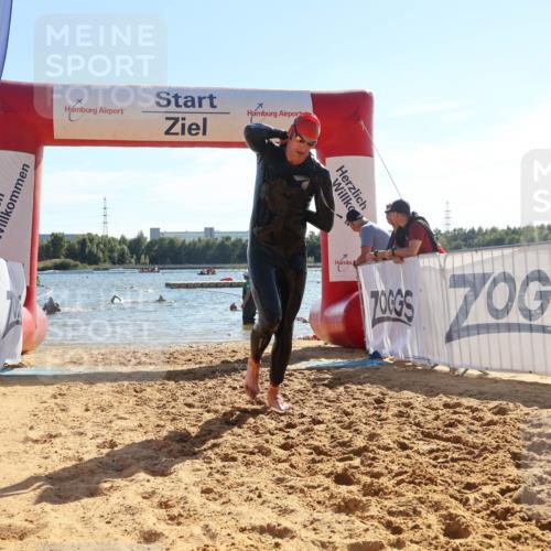 07.09.2025 - 19. Norderstedt Triathlon Luisa Fischer http://msf.ph/oto/8752068 07.09.2025 15:32:17 Schwimmen 483, 518, 526, 552, 1071 meine-sportfotos.de