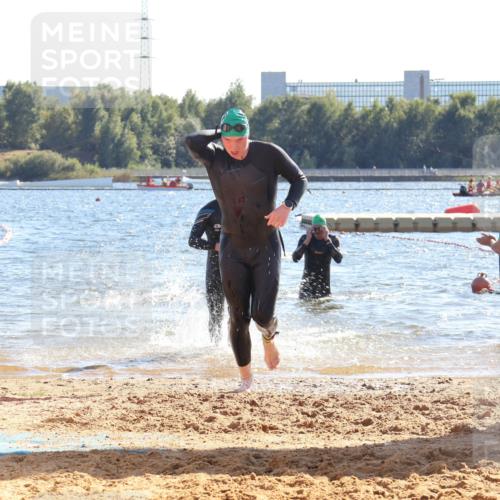 07.09.2025 - 19. Norderstedt Triathlon Luisa Fischer http://msf.ph/oto/8752087 07.09.2025 15:32:28 Schwimmen 488, 526, 548 meine-sportfotos.de