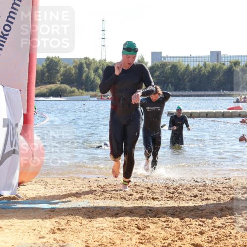 07.09.2025 - 19. Norderstedt Triathlon Luisa Fischer http://msf.ph/oto/8752098 07.09.2025 15:32:29 Schwimmen 488, 526, 548 meine-sportfotos.de