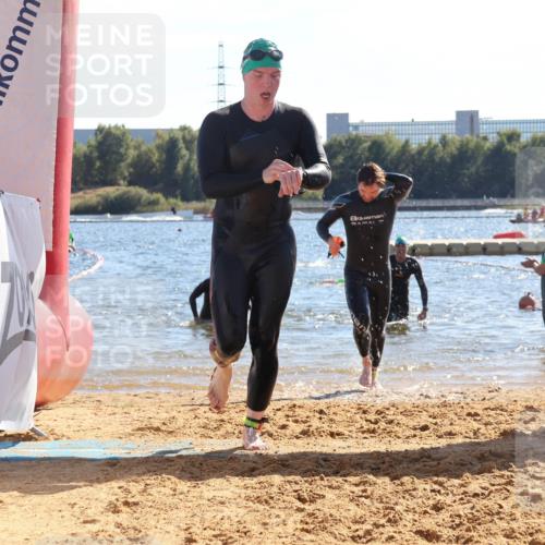 07.09.2025 - 19. Norderstedt Triathlon Luisa Fischer http://msf.ph/oto/8752104 07.09.2025 15:32:30 Schwimmen 488, 548 meine-sportfotos.de