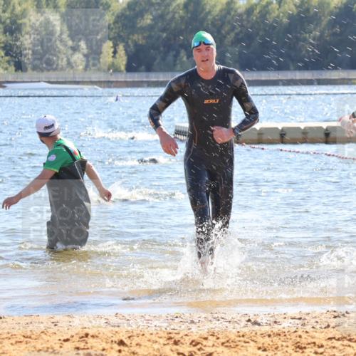 07.09.2025 - 19. Norderstedt Triathlon Luisa Fischer http://msf.ph/oto/8752142 07.09.2025 15:32:36 Schwimmen 488, 529, 543, 548 meine-sportfotos.de