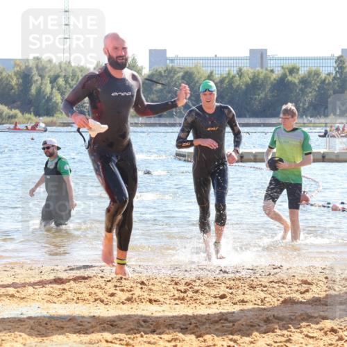 07.09.2025 - 19. Norderstedt Triathlon Luisa Fischer http://msf.ph/oto/8752150 07.09.2025 15:32:37 Schwimmen 488, 529, 543, 548 meine-sportfotos.de