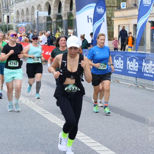 07.09.2025 - BARMER Alsterlauf Strokosch-Dieckow http://msf.ph/oto/8752152 07.09.2025 10:15:00 Ziel 2158, 2651, 2674, 2705, 2936, 3132, 3133, 3243, 3548, 3703, 3885, 3886, 4024, 4177, 4442, 4443, 4556, 4756, 4757, 4878, 4879, 5134, 5291, 5631, 5952, 6194, 8482 meine-sportfotos.de