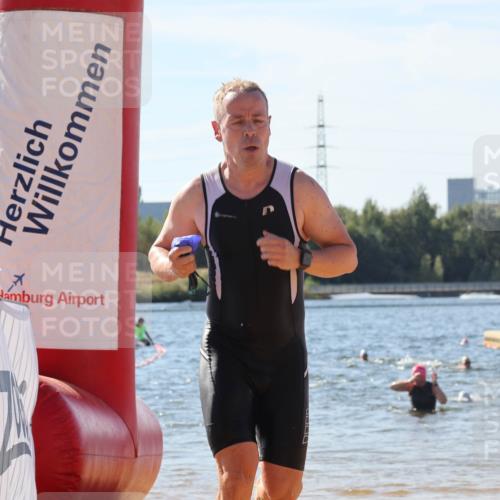 07.09.2025 - 19. Norderstedt Triathlon Luisa Fischer http://msf.ph/oto/8752172 07.09.2025 11:21:42 Schwimmen 267, 778, 860, 1358 meine-sportfotos.de