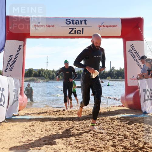 07.09.2025 - 19. Norderstedt Triathlon Luisa Fischer http://msf.ph/oto/8752173 07.09.2025 15:32:39 Schwimmen 488, 529, 543, 548 meine-sportfotos.de