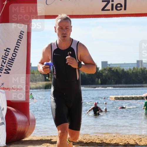07.09.2025 - 19. Norderstedt Triathlon Luisa Fischer http://msf.ph/oto/8752179 07.09.2025 11:21:43 Schwimmen 267, 778, 860, 1358 meine-sportfotos.de
