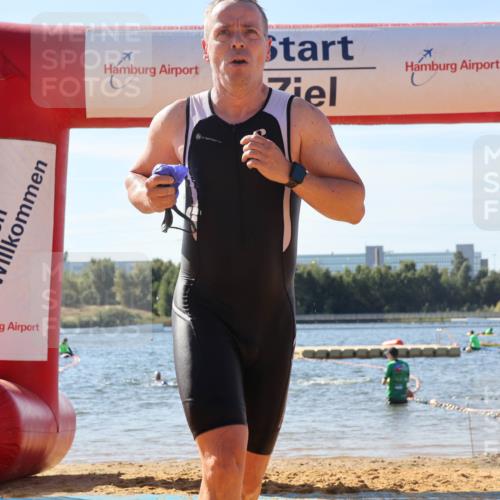 07.09.2025 - 19. Norderstedt Triathlon Luisa Fischer http://msf.ph/oto/8752191 07.09.2025 11:21:43 Schwimmen 267, 778, 860, 1358 meine-sportfotos.de