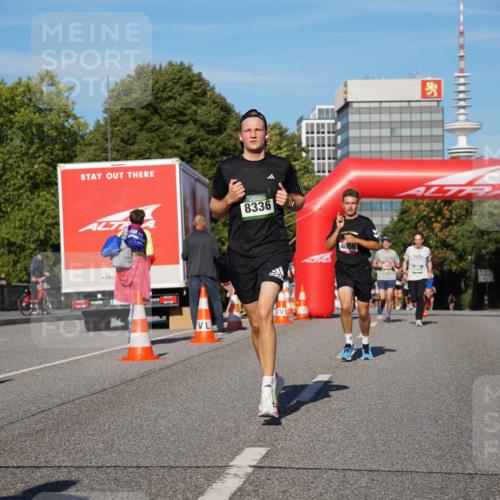 07.09.2025 - BARMER Alsterlauf Yannick Fuchs http://msf.ph/oto/8752201 07.09.2025 09:36:13 Laufen 8336, 4050 meine-sportfotos.de