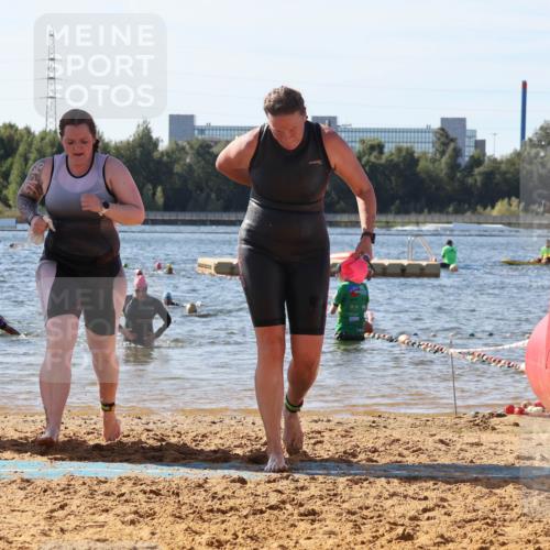 07.09.2025 - 19. Norderstedt Triathlon Luisa Fischer http://msf.ph/oto/8752202 07.09.2025 11:21:59 Schwimmen 259, 1381 meine-sportfotos.de