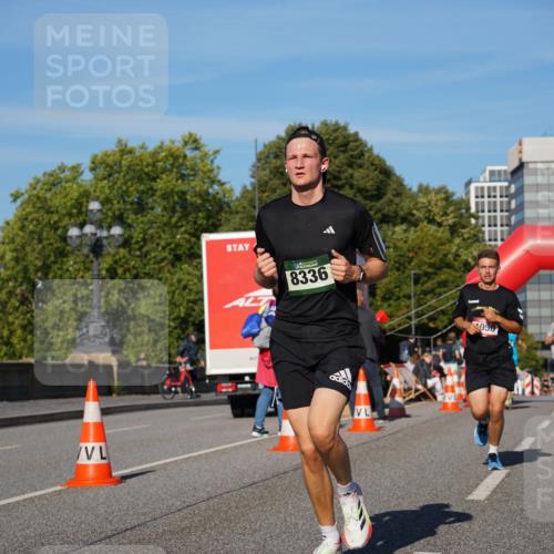 07.09.2025 - BARMER Alsterlauf Yannick Fuchs http://msf.ph/oto/8752232 07.09.2025 09:36:13 Laufen 8336, 090 meine-sportfotos.de