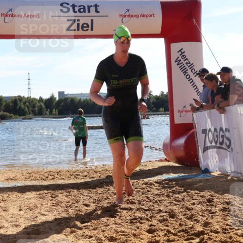 07.09.2025 - 19. Norderstedt Triathlon Luisa Fischer http://msf.ph/oto/8752241 07.09.2025 15:32:54 Schwimmen 1082 meine-sportfotos.de