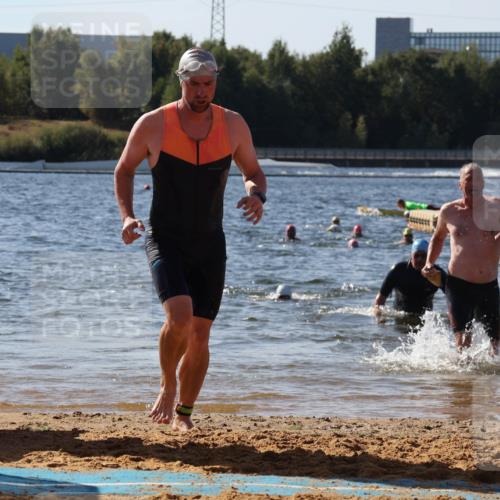 07.09.2025 - 19. Norderstedt Triathlon Luisa Fischer http://msf.ph/oto/8752252 07.09.2025 11:22:15 Schwimmen 233, 287, 1315 meine-sportfotos.de