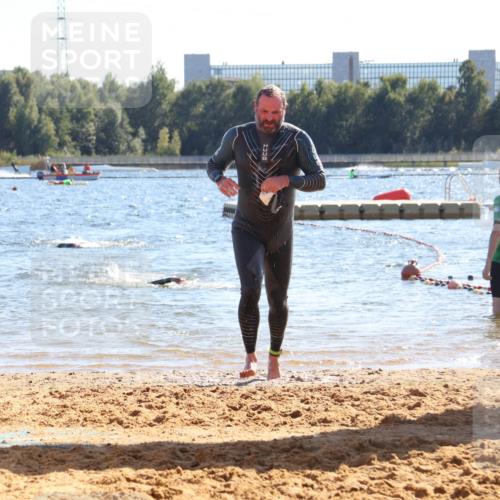 07.09.2025 - 19. Norderstedt Triathlon Luisa Fischer http://msf.ph/oto/8752257 07.09.2025 15:33:13 Schwimmen 516 meine-sportfotos.de