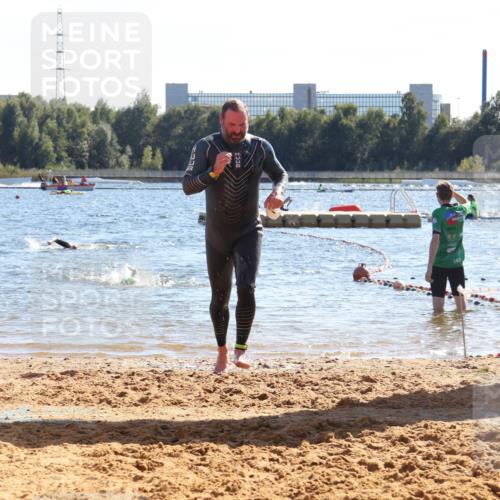 07.09.2025 - 19. Norderstedt Triathlon Luisa Fischer http://msf.ph/oto/8752261 07.09.2025 15:33:13 Schwimmen 516 meine-sportfotos.de