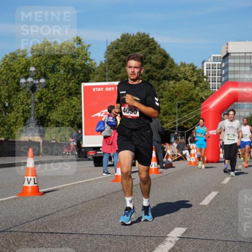 07.09.2025 - BARMER Alsterlauf Yannick Fuchs http://msf.ph/oto/8752274 07.09.2025 09:36:15 Laufen 4050, 5467 meine-sportfotos.de
