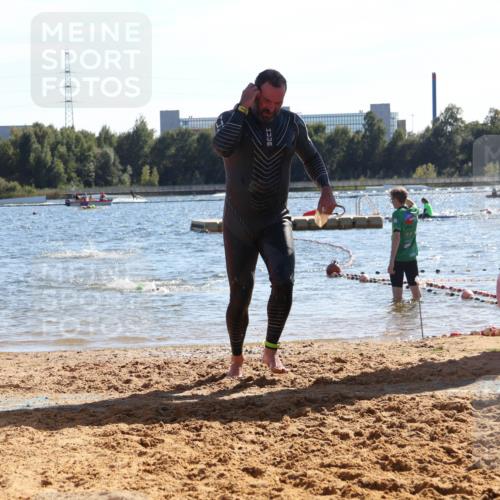 07.09.2025 - 19. Norderstedt Triathlon Luisa Fischer http://msf.ph/oto/8752275 07.09.2025 15:33:15 Schwimmen 516 meine-sportfotos.de