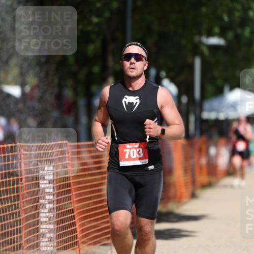 07.09.2025 - 19. Norderstedt Triathlon Michael Strokosch http://msf.ph/oto/8752278 07.09.2025 12:46:08 Laufen 703, 1370, 1382 meine-sportfotos.de