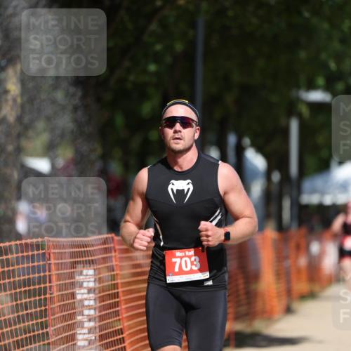 07.09.2025 - 19. Norderstedt Triathlon Michael Strokosch http://msf.ph/oto/8752288 07.09.2025 12:46:08 Laufen 703, 1370, 1382 meine-sportfotos.de