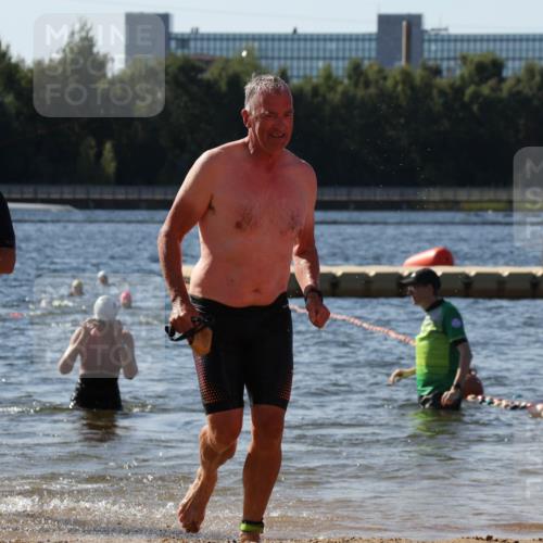 07.09.2025 - 19. Norderstedt Triathlon Luisa Fischer http://msf.ph/oto/8752314 07.09.2025 11:22:22 Schwimmen 233, 234, 287, 1315, 1319 meine-sportfotos.de