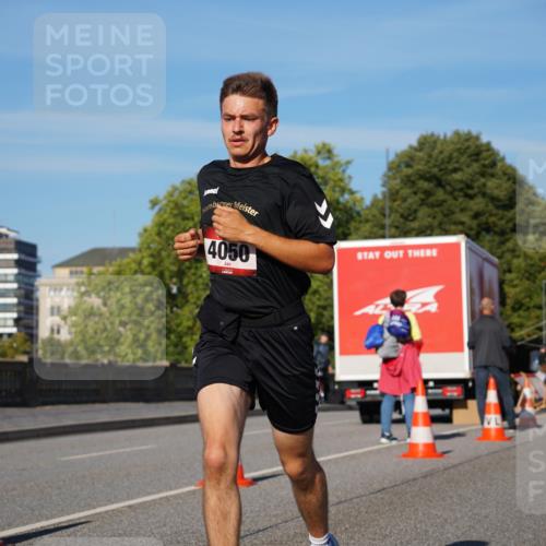 07.09.2025 - BARMER Alsterlauf Yannick Fuchs http://msf.ph/oto/8752317 07.09.2025 09:36:15 Laufen 4050, 5467, 3117 meine-sportfotos.de