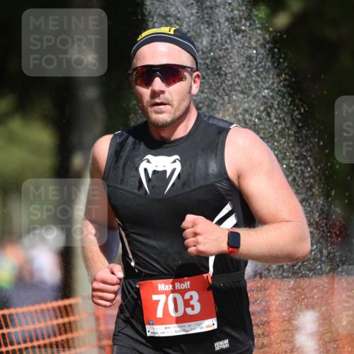 07.09.2025 - 19. Norderstedt Triathlon Michael Strokosch http://msf.ph/oto/8752343 07.09.2025 12:46:10 Laufen 703, 1370, 1382 meine-sportfotos.de