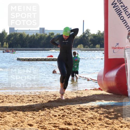 07.09.2025 - 19. Norderstedt Triathlon Luisa Fischer http://msf.ph/oto/8752346 07.09.2025 15:33:23 Schwimmen 516, 1080 meine-sportfotos.de