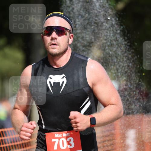 07.09.2025 - 19. Norderstedt Triathlon Michael Strokosch http://msf.ph/oto/8752351 07.09.2025 12:46:10 Laufen 703, 1370, 1382 meine-sportfotos.de