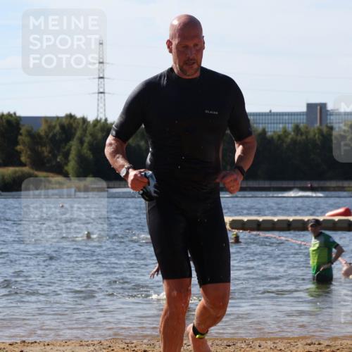 07.09.2025 - 19. Norderstedt Triathlon Luisa Fischer http://msf.ph/oto/8752357 07.09.2025 11:22:26 Schwimmen 234, 287, 1319 meine-sportfotos.de